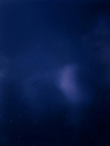 blauer Sternenhimmel, dünne Wolke, tiefblauer Nachthimmel, sternenklare Nacht, Astronomie -Enthusiasten, faszinierende Ansicht, Fotografie des Nachthimmels, sternenklarer Himmel, Dünne Wolken, tiefblauer Himmel, Sterne des Nachthimmels