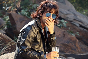 stylish, men Fashion, action Style, attitude, long Hairstyles, rocks, sunglasses Fashion, drinking Thumbs Up, smoking Cigarettes, sunshine, sexy Chest