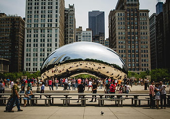 cloud gate, chicago illinois, park tisíciletí, turistické místo, Reflexe měst, populární atrakce, městské krajiny, veřejné umění, moderní socha, Venkovní shromáždění, panorama města