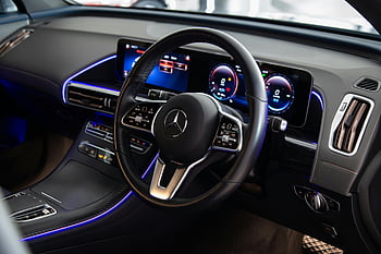 Mercedes-Benz, volant, voiture de luxe, tableau de bord, technologie moderne, intérieur de voiture, design élégant, vue rapprochée, technologie automobile, intérieur du véhicule, intérieur mercedes-benz