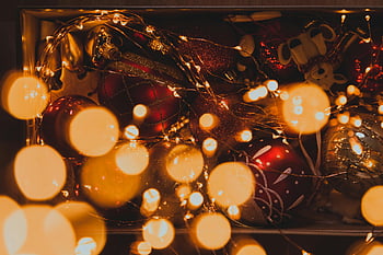 Christmas lights, bokeh shot, festive cheer, Christmas ornaments, warm bokeh, baubles balls, vibrant Christmas, holiday decor, Christmas decorations, bokeh lighting, festive lights
