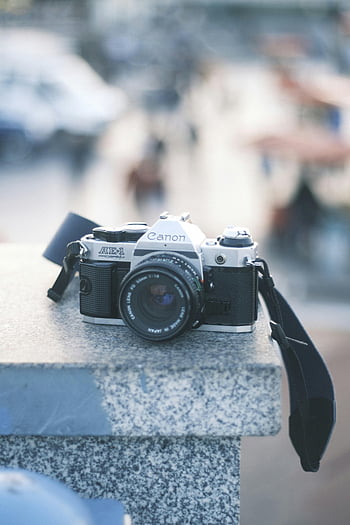 canon kamera, bağbozumu kamera, gri ve siyah, kapatmak, AE-1 Programı, arka plan bulanık, hareketli arka plan, çıkıntı, fotoğrafçılık, klasik kamera, canon ae-1
