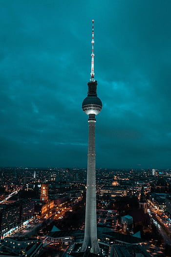 Berlin TV Tower, Berliner Fernsehturm, night view, city lights, Berlin Germany, striking view, TV Tower, Berlin skyline, night photography, urban landscape, architectural landmark