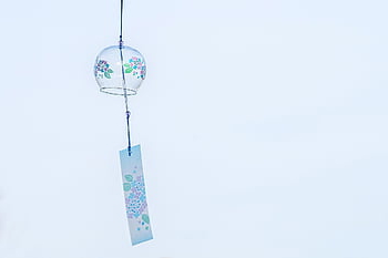 furin, zvonkohry, Japonská zvonkohra, Japonský větrný zvon, Skleněný větrný zvonek, kultura, tradice, svatyně, chrám, omotesando, Japonsko