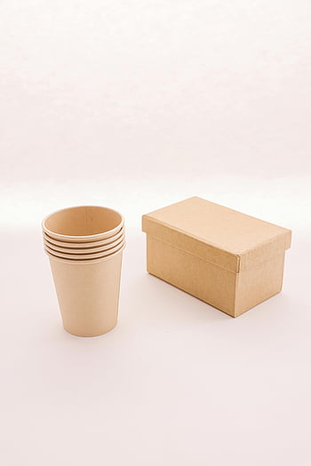 paper takeout cups, paper box, eco-friendly packaging, sustainable packaging, minimalist photo, cardboard box, cups, eco-friendly, sustainable, minimalist, packaging