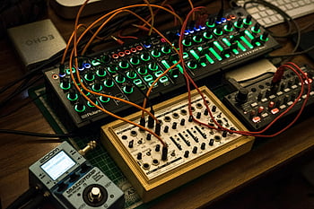 Analogový zvukový mixér, syntetizátory, hudební studio, Závalná světla, zařízení, roland, audio zařízení, hudební produkce, Audio Gear, Nastavení studia, audio rozhraní