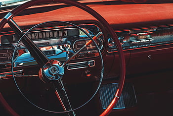 Vintage Cabrio, Lenkrad, Klassisches Design, Instrumententafel, braun und schwarz, Nahansicht, Autoinnenraum, Retro Auto, Oldtimer, klassisches Auto, Dashboard -Details