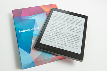 Kobo Aura One, e-reader, ebook technology, colorful packaging, tablet, digital reading, Kobo, Aura One, e-book device, book reader, display