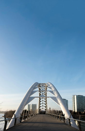 bílý most, modrá obloha, obloukový most humber bay, toronto, čisté nebe, městské krajiny, architektonický design, venkovní scenérie, výhled na město, moderní most, Umístění nábřeží