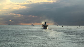 北海沿岸、 ブレーマーヘイブン、 ヴェーザー河口、 出口船、 運送、 自然、 雲、 海