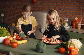 kinderen, voedsel, voorbereidingen treffen, voedsel voorbereiding, groenten, gezond, keuken-, Jonge koks