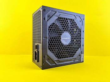 гигабайт, захранване, черно захранване, шестоъгълен вентилатор, жълт фон, компютърен хардуер, PSU, Захранване Gigabyte, технологичен продукт, компютърен компонент