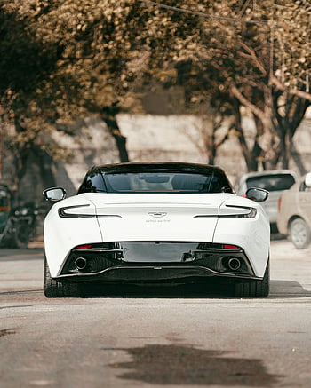 auto sportiva bianca, Convertibile di lusso, giorno soleggiato, foto all'aperto, macchina bianca, auto sportiva, auto convertibile, macchina di lusso, scena all'aperto, tempo soleggiato, foto di strada