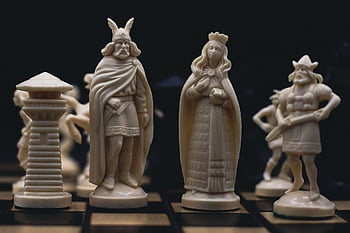 Schach, Schachkönigin, Schachkönig, Königin, König, weiße Königin, Königin und König, weißer König, Schachbischof, Schachturm, Schachfiguren