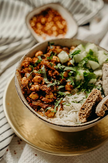 Mangkuk Chili Vegan, buncis, Nasi, timun, Rempah, makan malam sehat, Makanan nabati, resep vegan, hidangan mangkuk, mangkuk makan malam, makanan vegan