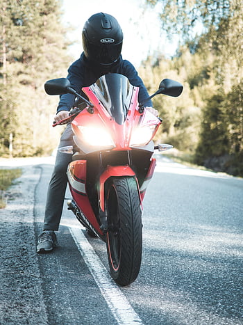 motocyklista, helma, červené sportovní kolo, Scénická lesní cesta, jezdectví, sportovní motocykl, venkovní, dobrodružství, asfaltová silnice, stromy, HJC helma