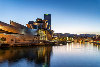 muzeum guggenheim bilbao, Španělsko, Nervová řeka, soumrak, nádherný výhled, architektonické mezník, Muzeum moderního umění, Bilbao City Panoration, večerní odraz, kultovní budova, cíl cesty