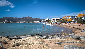 beach, seaside Town, coast, tourists, sunbathers, apartments, modern Buildings, vacation, blue Sky, bay, beach Background
