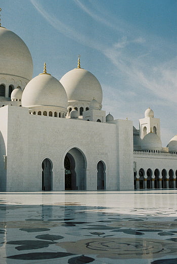 Sheikh Zayed Grand Mosque, domes, Islamic architecture, majestic view, Abu Dhabi, white mosque, gold accents, reflection, water feature, Middle East, UAE