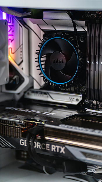 ゲーミングパソコン、 geforce rtx、 グラフィックスカード、 インテルCPU、 ファン、 閉じる、 ギガバイト、 コンピューターハードウェア、 PCコンポーネント、 CPU冷却、 ゲームハードウェア