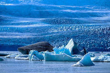 iceberg, Arctic, glacial formations, calm waters, serene landscape, icebergs, reflection, Arctic setting, blue ice, glacial ice, water reflection