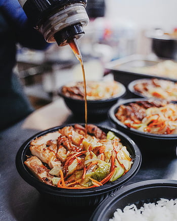 ไก่เทอริยากิ, ข้าวหน้าไก่เกาหลี, ซอสที่อุดมไปด้วย, อาหารเอเชีย, ไก่รสชาติ, ซอสละอองฝน, ข้าวมันไก่, ซอสเทอริยากิ, อาหารเกาหลี, ชามข้าว