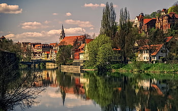 řeka, stromy, město, vesnice, staré Město, staré vesnice, domy, architektura, města, zrcadlení, odraz