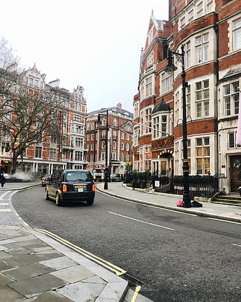 londra sokağı, tarihi yapılar, klasik mimarlık, kentsel seyahat, dar sokak, araç trafiği, pitoresk cadde, Cityscape, sokak sahnesi, seyahat meraklıları, sokak Görünümü