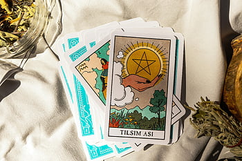 kartu tarot, pakaian putih, Tarot mistik, meramal, Rempah, merapatkan, membaca tarot, tema mistis, latar belakang putih, tarot deck