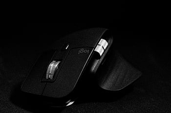 mouse komputer nirkabel hitam, Desain ramping, latar belakang gelap, merapatkan, tikus hitam, mouse tanpa kabel, aksesori komputer, Desain Ergonomis, teknologi modern, mouse logitech, gambar resolusi tinggi
