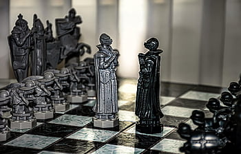 chess, strategy, game, chess Game, chessboard, queen, on The Spot, confrontation, game Of Thrones, confronted, strategy Game