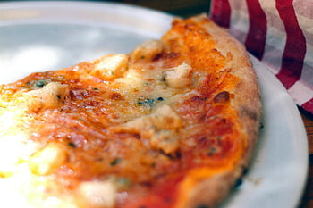 pizza, round white plate, cheese pizza, delicious slice, lunch, dinner, white plate, pizza slice, food photography, Italian cuisine, meal