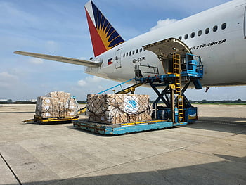 cargo loading, commercial airplane, Ho Chi Minh City, Vietnam, airport, boxes, air freight, logistics, shipping, aircraft, cargo handling