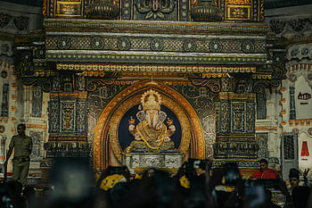 ganesha-patsas, Dagadusheth Halwai Ganapati -temppeli, lord ganesh, yksityiskohtainen idoli, harrastajia, festivaali, Pune, Intia, temppelin sisustus, koristeellinen arkkitehtuuri, uskonnollinen juhla