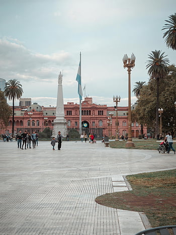 Plaza de Mayo, Casa Rosada, Buenos Aires, Argentine flag, people, monument, palm trees, Argentina, city square, historic building, tourists