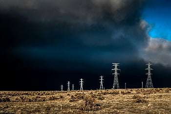 linii electrice, nor cer, linii de înaltă tensiune, nori de furtună întunecată, dramatic cer, câmp deschis, fotografie peisaj, Vreme furtunoasă, turnuri de transmisie, rural, fotografia naturii
