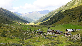 horské osady, vesnice, Alpy, hory, pastviny, Příroda, krajina, údolí