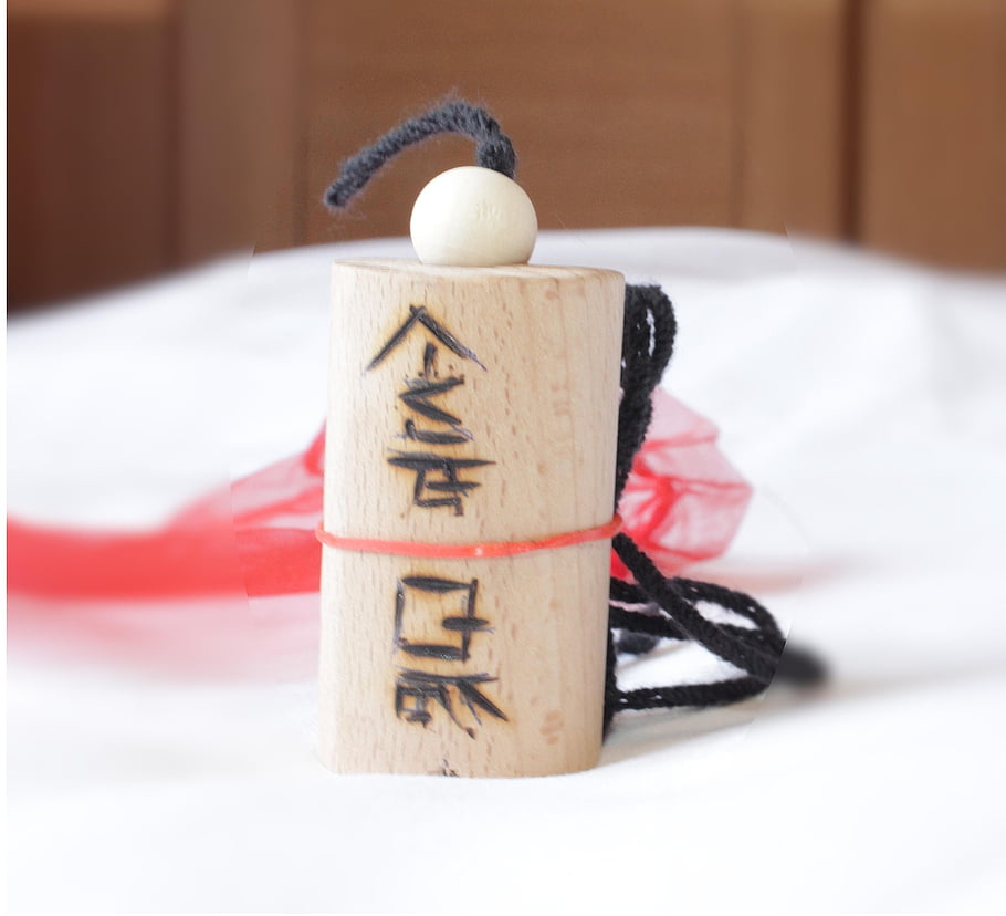 péndulo, i Ching, madera, oráculo, adivinador, sanador