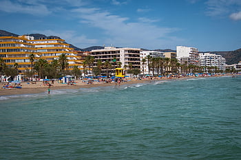 přímořské letovisko, pobřeží, pláž, opalovat se, Španělsko, záliv, Katalánština, dovolená, turistů, hotely, bytů