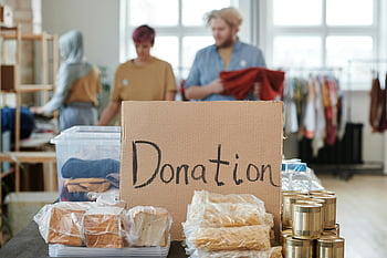 donazione, segno di cartone, volontari, Centro di donazione, donazione di cibo, Donazione di vestiti, prodotti in scatola, contenitori di plastica, servizio alla comunità, carità, volontariato