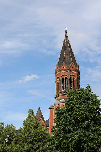 kostelní věž, kostel, budova, věž, architektura, střecha, hodiny, Evropa, Německo, stromy, mraky