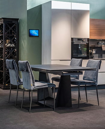 moderní kuchyně, jídelní stůl, židle, Současná kuchyně, elegantní stolování, Moderní design interiéru, kuchyně design, jídelna, moderní nábytek, kuchyňský nábytek