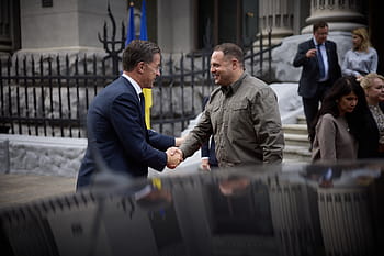 Ukrajina, kyiv, nato, značka rutte, Prezident Votodymyr Zelskyy, Zelenskyy, Členství NATO, protivzdušná obrana, zbraně, bojiště, spolupráce