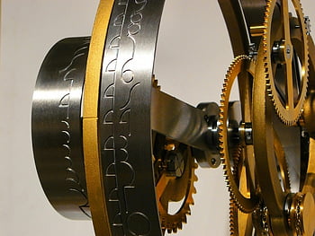 Machine noire et or, mécanisme d'engrenage, motifs métalliques complexes, l'artisanat, fermer, engrenages complexes, ferronnerie, design industriel, art mécanique, Style Steampunk, ingénierie de précision