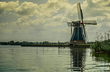mulino a vento, mulino a vento olandese, lago calmo, cielo nuvoloso, regole di terzi, mulino a vento tradizionale, vista panoramica, fotografia di paesaggio, scena rurale, Olanda, riflesso d'acqua