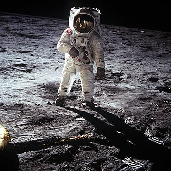 astronaut, měsíc, mise, průzkum vesmíru, Historický obraz, Muž v astronautském obleku, měsíční povrch, oblek, nasa, vesmír, přistání na Měsíci