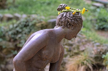 sculpture, article, artistic, woman, outdoors, naturally, park