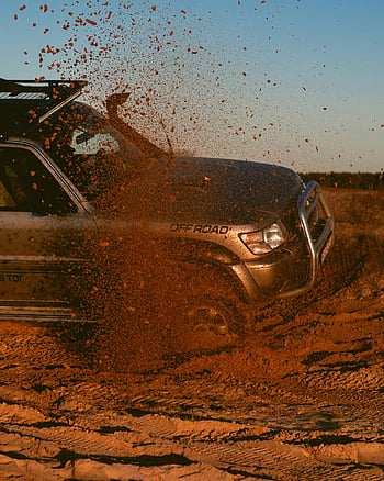 4x4 off-road auto, blauwe lucht, suv, door zand rijden, Stof oprapen, spannende off-road scene, off-road voertuig, zandweg, avontuur, buitenshuis, actie