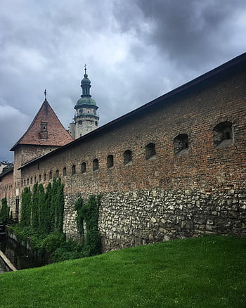 castle, tower, architecture, medieval, fortress, building, wall, old, history, sky, ancient