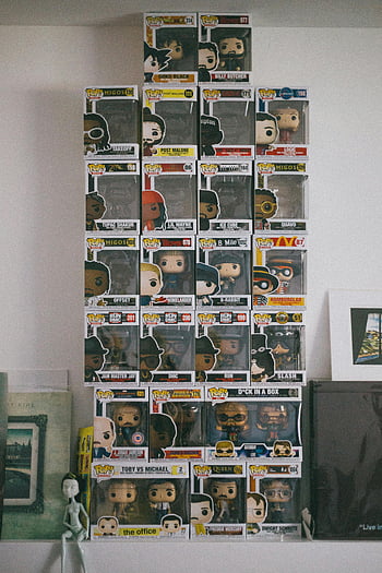 funko pop, Figurky Funko Pop, Kolekce Funko Pop, displej police, interiér pokoje, skládané Funko Pops, Stojan Funko Pop, Polička ze sbírky Funko Pop, Krabičky Funko Pop, Postavy z Funko Popu